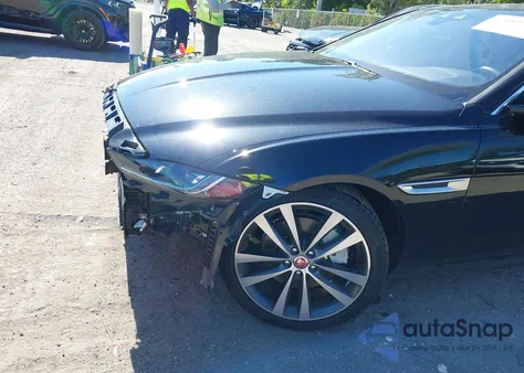 2020 Jaguar Xe S Rwd Automatic z USA, uszkodzony, nr VIN SAJAE4FX3LCP64494